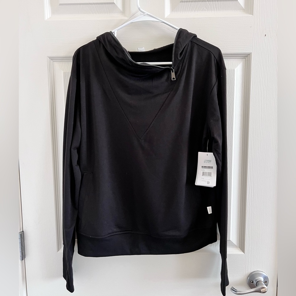 Women’s Marika Black pullover Athletic sweater